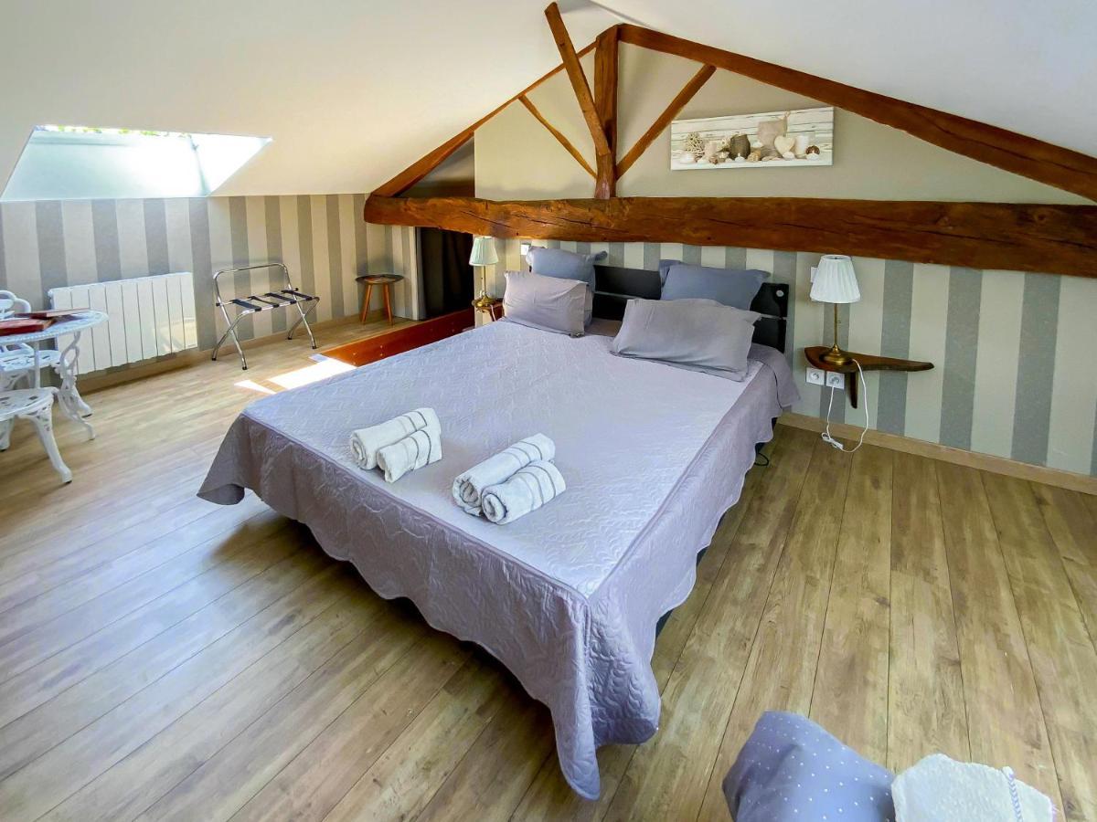 Hotel Ma Longère Bressane Chaveyriat Esterno foto