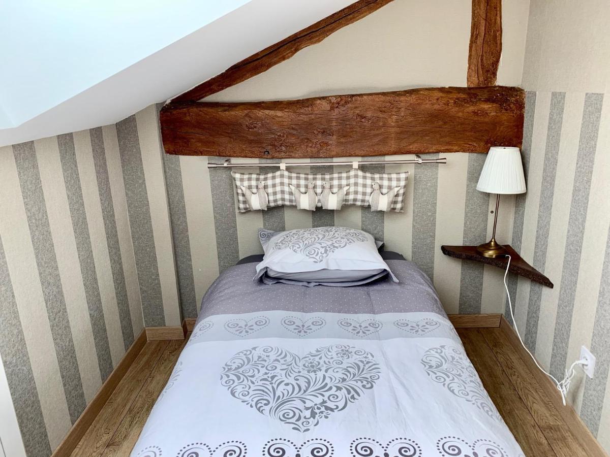 Hotel Ma Longère Bressane Chaveyriat Esterno foto